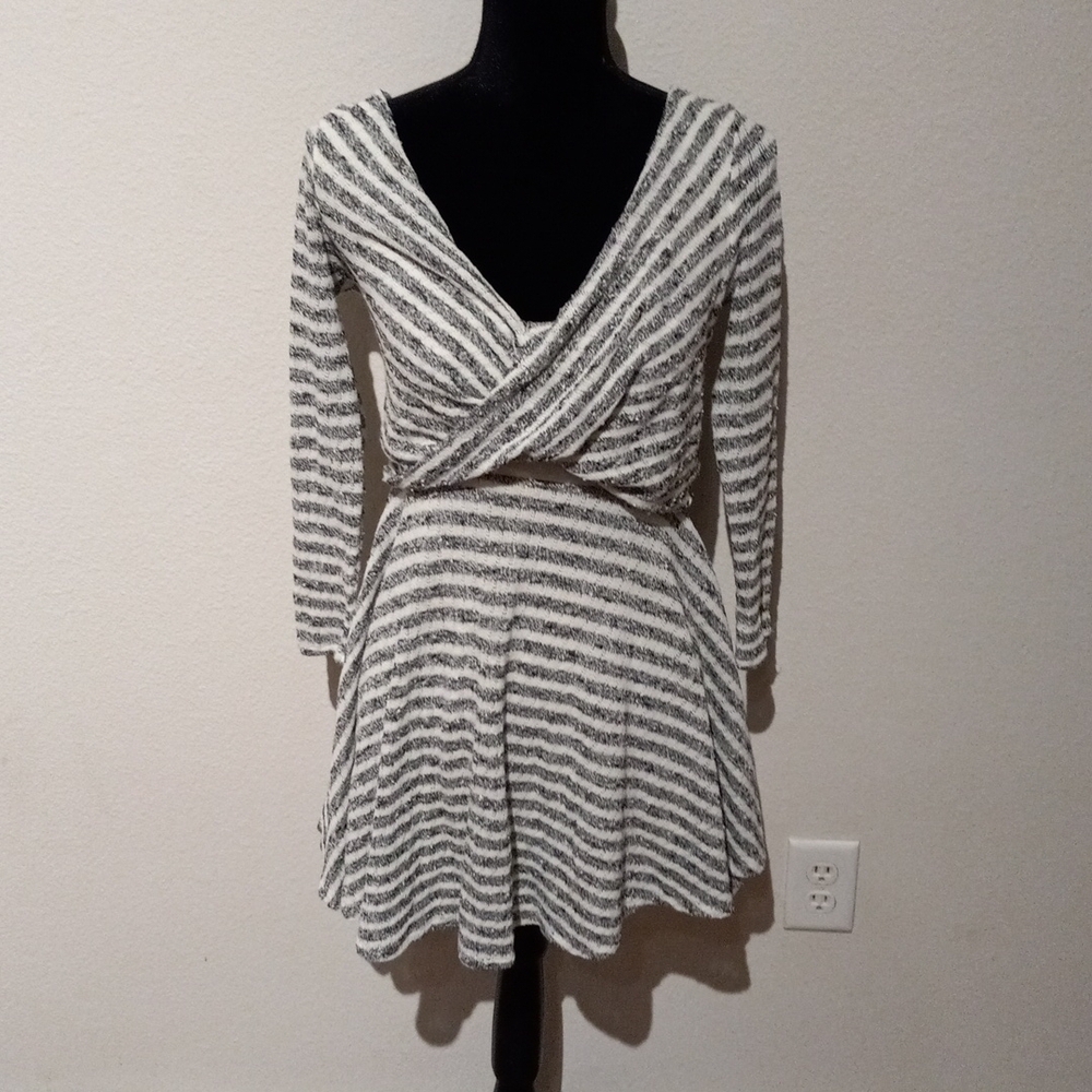 FREE PEOPLE size S sweater 2 layer dress